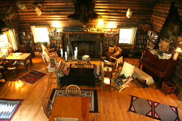 inside-lodge